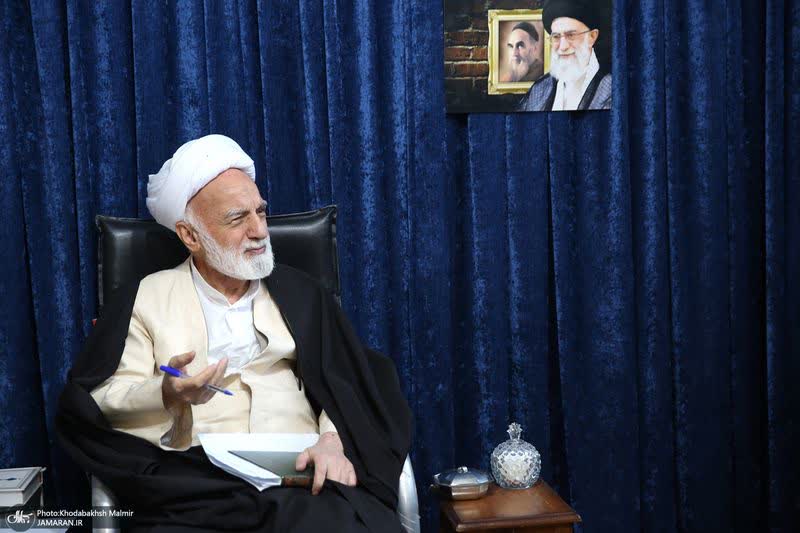 حفظ شئون روحانیت وظیفه‌ای همگانی است