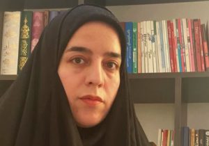 نویسنده می‌تواند با بیان واقعیت‌ها جهاد تبیین کند