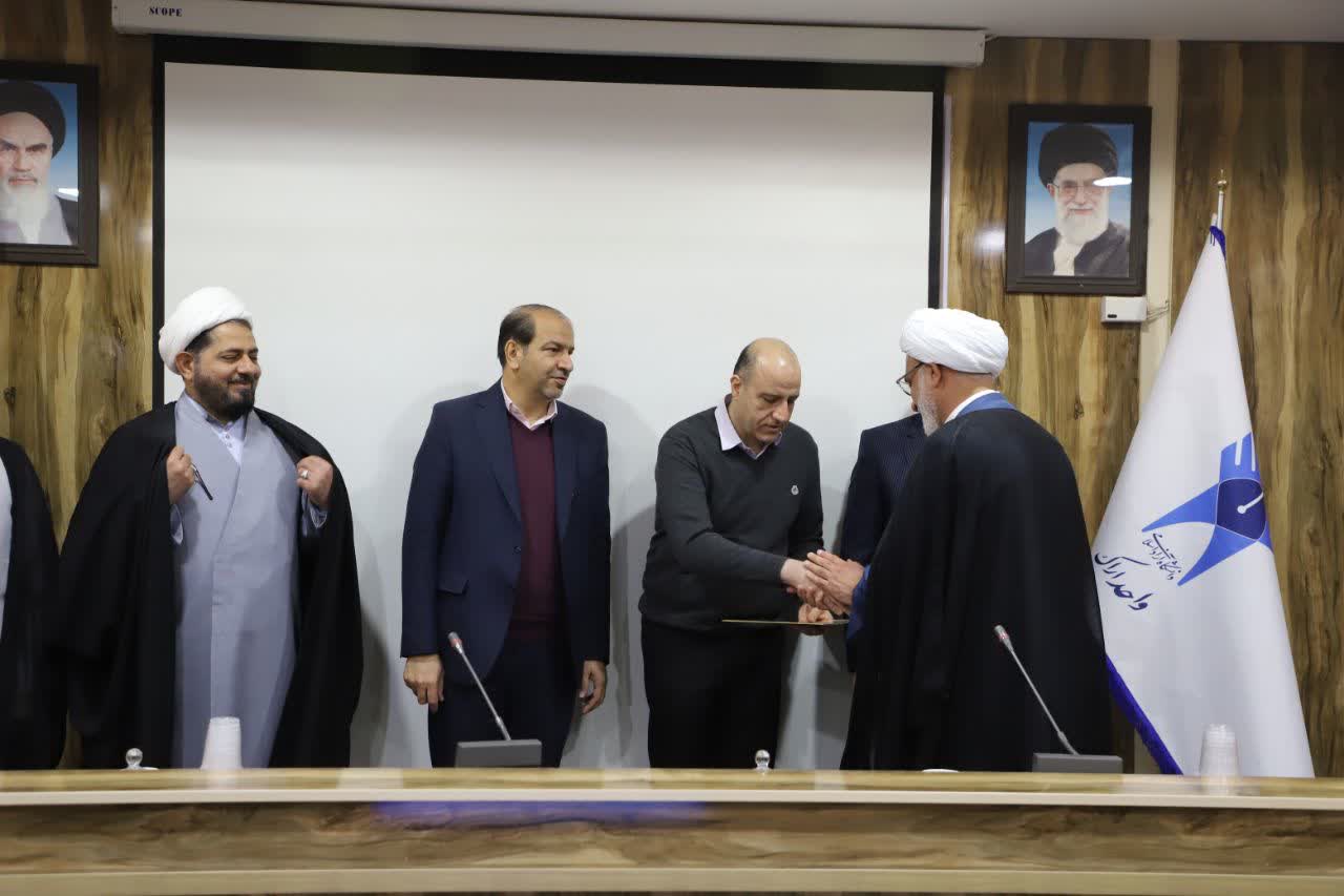 تجلیل از جانبازان دانشگاه آزاد اسلامی استان