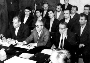 شهید بخارایی و یارانش نماد ایثار هستند