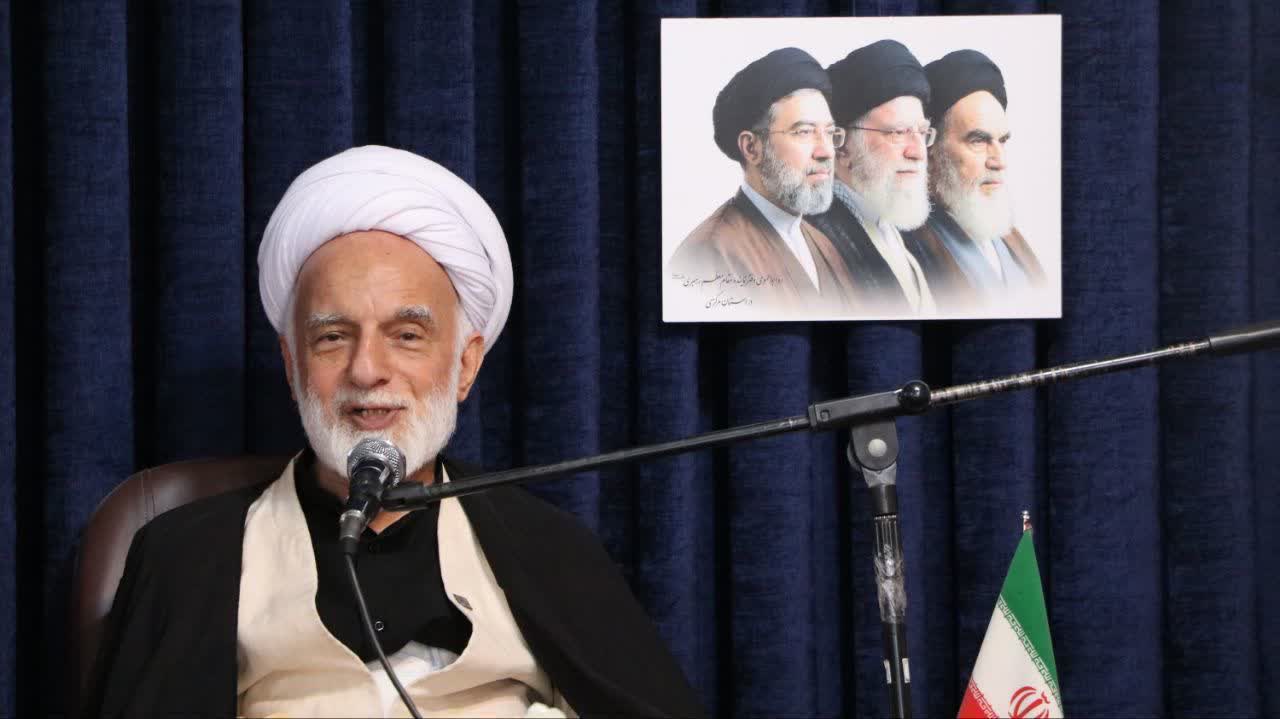 ساده‌زیستی انبیا الگوی مقاومت در سختی هاست