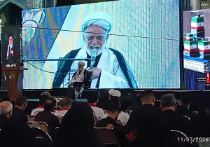 حضور گسترده مردم وفاداری به آرمان‌های انقلاب است