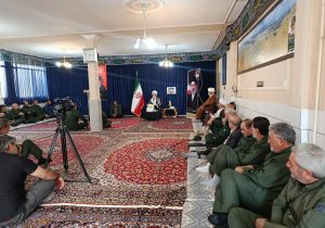 ایستادگی ملت ایران در برابر هرگونه تجاوز دشمن