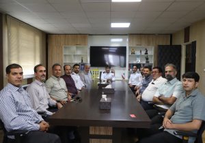 دیدار رئیس سازمان آتش‌نشانی اراک با جمعی از بازنشستگان