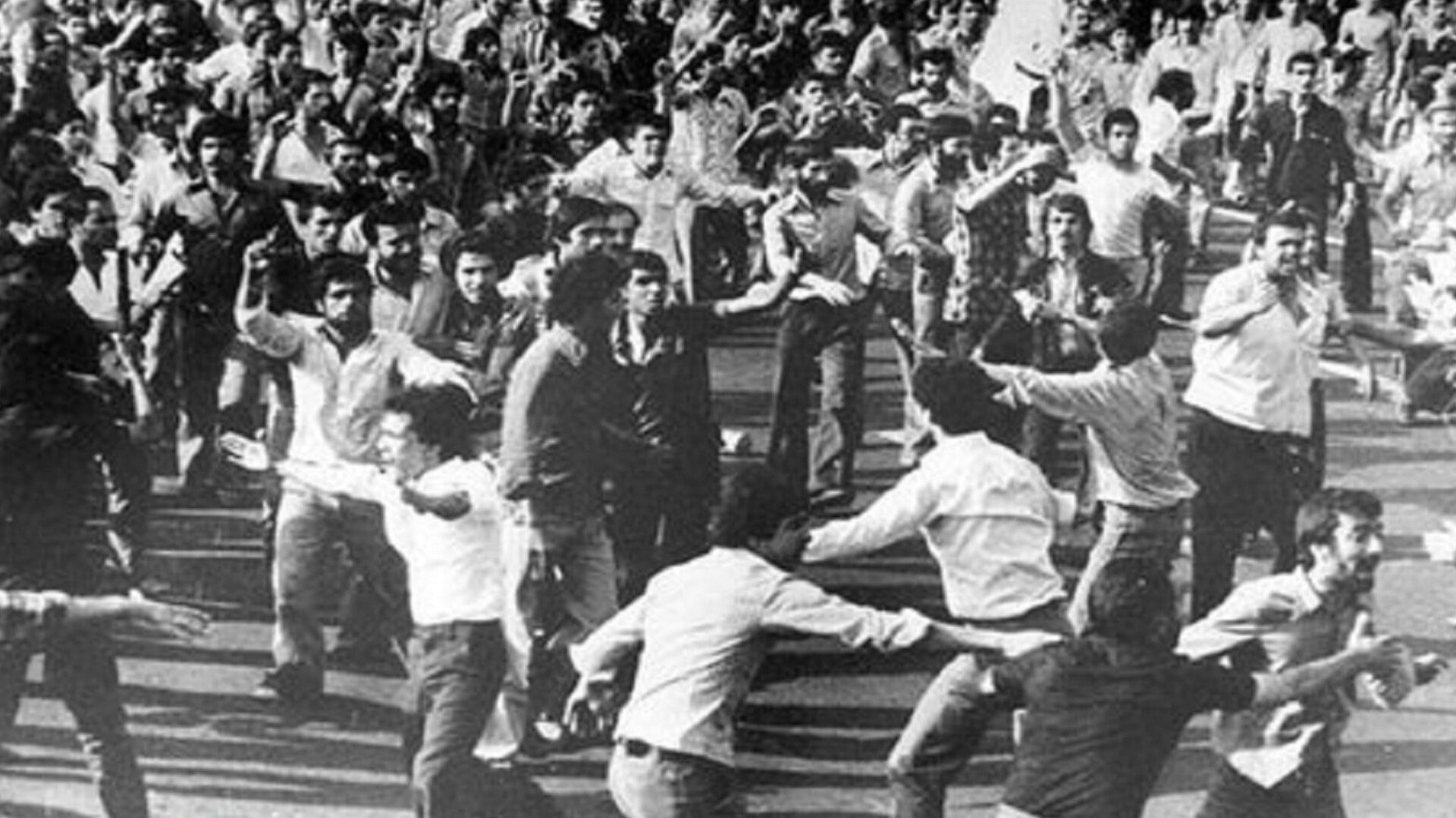 قیام ۱۷شهریور مسیر پیروزی انقلاب را هموار کرد